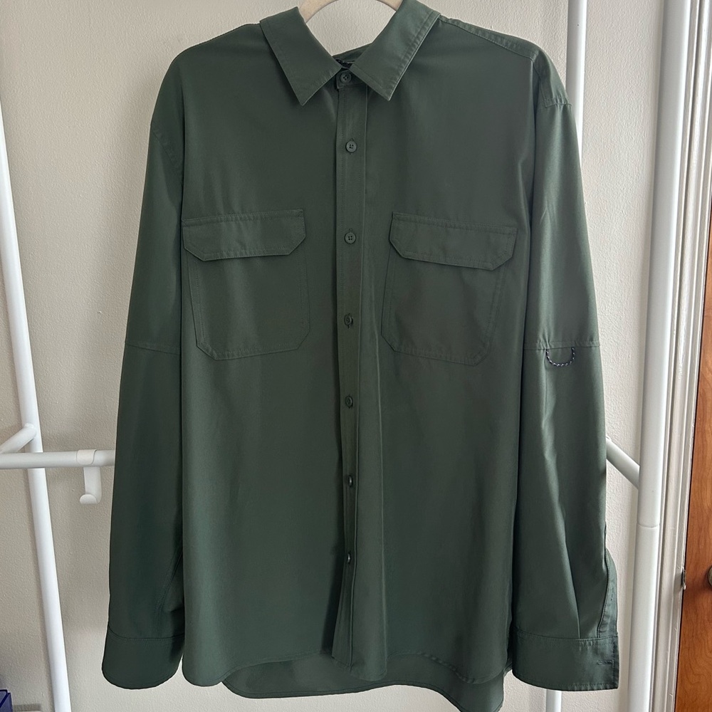 Fair Harbor green long sleeve button down fishing shirt